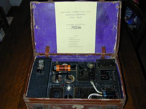 B2 TYPE 3 MK2 Spy Radio