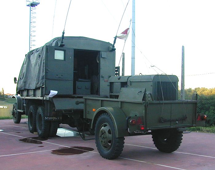 Costamezzana 2005 - ( Comune di Noceto - Parma ) - Mostra di radio militari, spionaggio, mezzi militari, tasti e apparecchiature telegrafiche